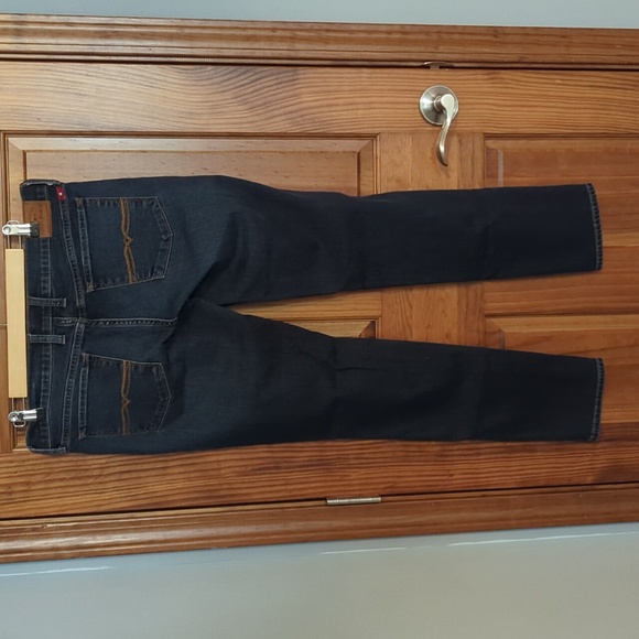 Lucky Brand Women's Dark Wash Denim Jeans Classic Bootcut Style - Picture 2 of 7